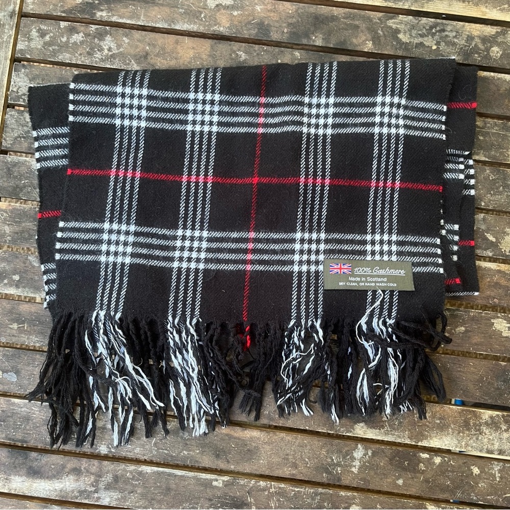 100% Cashmere Scottish Tartan Black Plaid Scarf